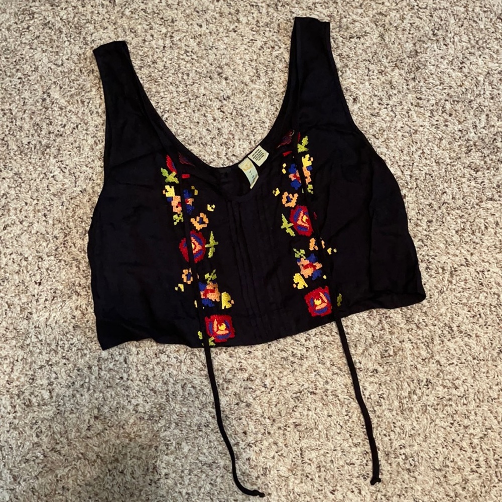 Flower Embroidered Crop Tank